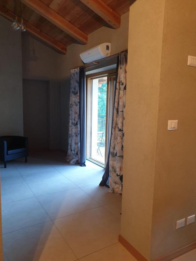 L'Uovo E La Faina Bed & Breakfast Busca Exterior photo